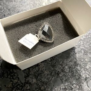 Beautiful, shiny, sparkly cocktail ring .